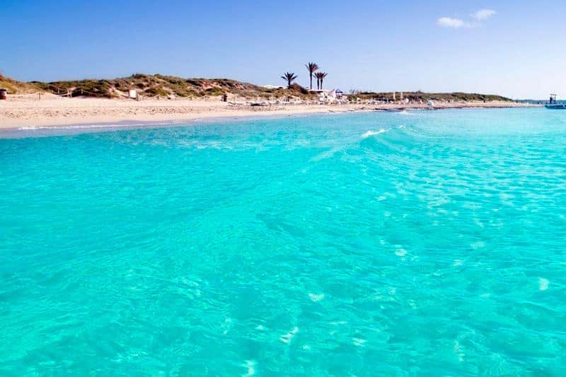 Conoce las mejores playas de la isla de Formentera.